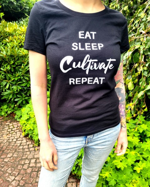T-Shirt Schwarz Eat Sleep Cultivate